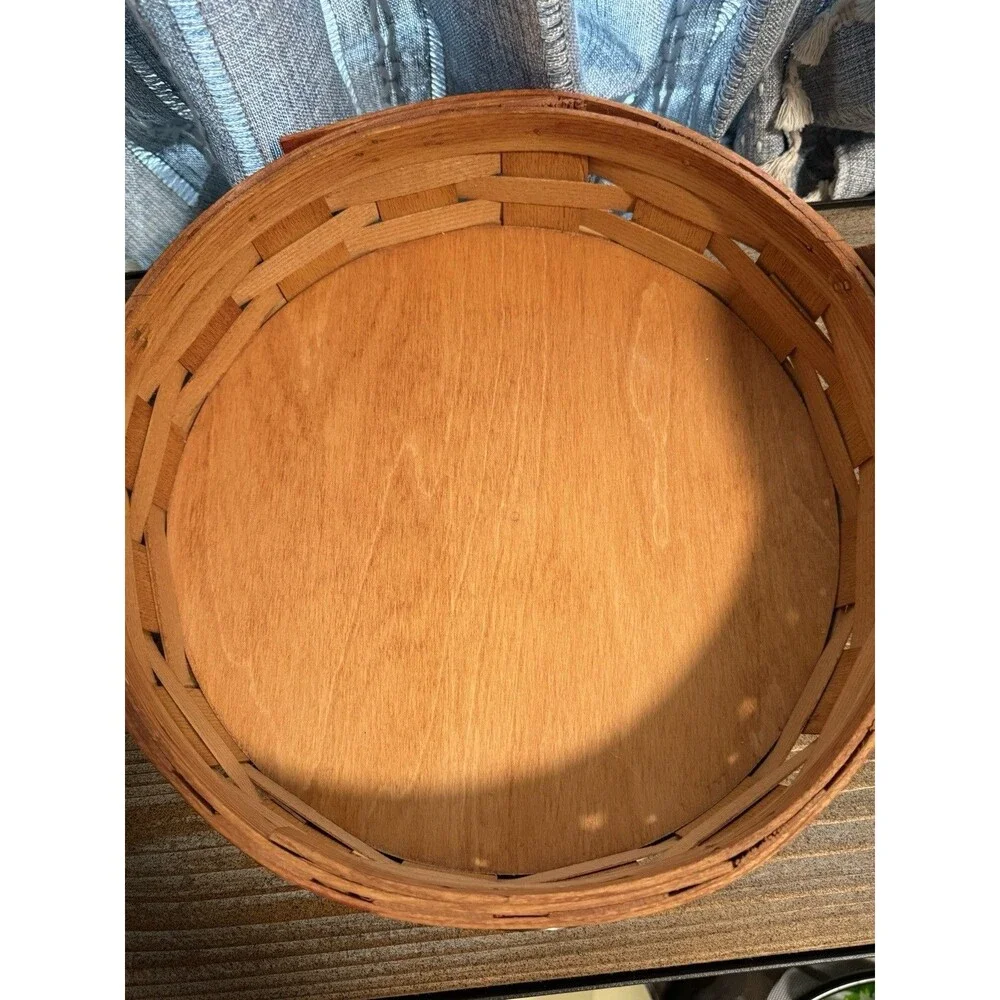 PETERBORO BASKET CO. ROUND BASKET WITH LEATHER HANDLES 12” Diameter